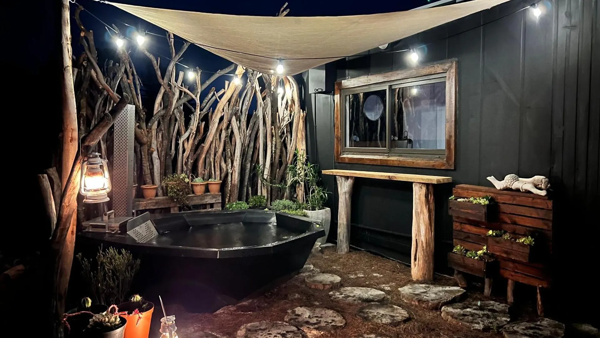 Into The Mystic Villa Cape Town Chalet